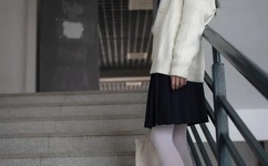 白洁在公车被灌满JING液